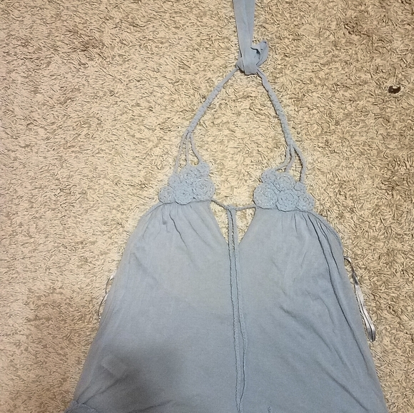 BCBG blue halter top L - Picture 9 of 12